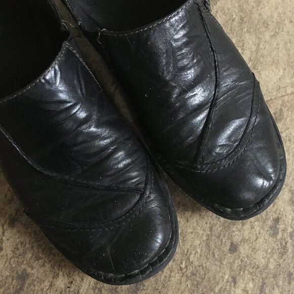 Clarks Black Leather Zipper Shoes - Picture 9 of 10